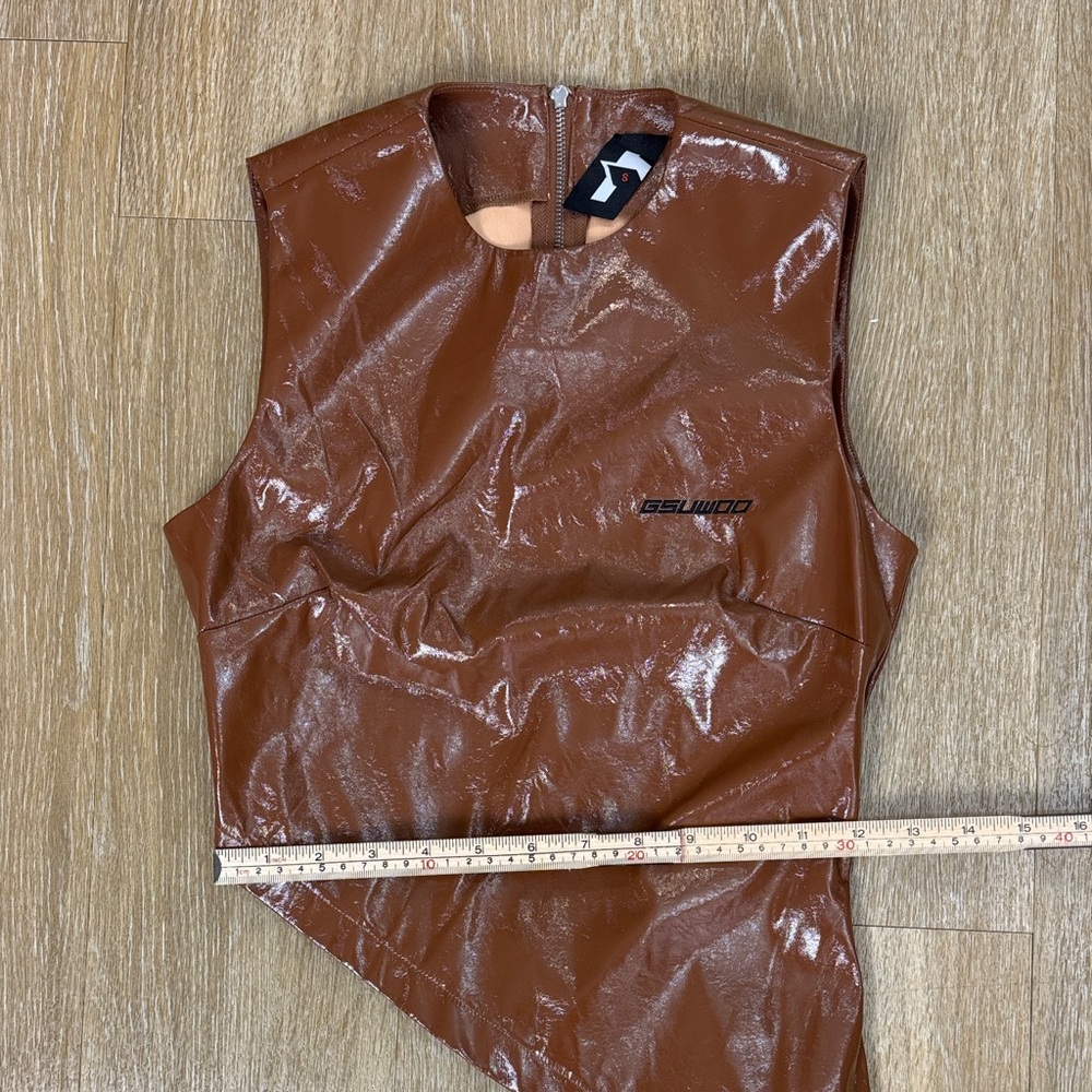 So Real GSUWOO Brown Patent Faux Leather Asymmetrical Tank Top size Small - Picture 10 of 10